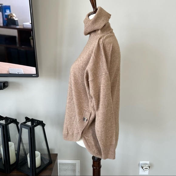 Like New! Madewell Crestland Side-Button Turtleneck Tunic Sweater - Picture 4 of 8